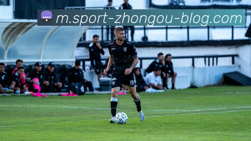 克莱状态低迷原因揭秘底角三分命中率下降成关键因素